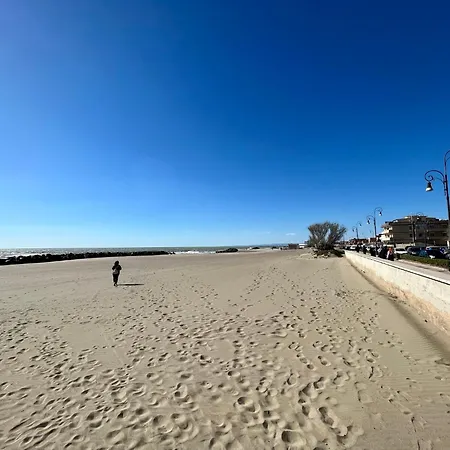 Alloggio Le Dune 77 Fiumicino Exterior foto